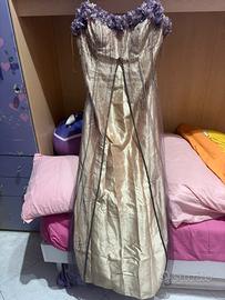 vestito vintage nell’archivio di daniel degli onor