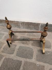 2 alari per camino in ferro e ottone