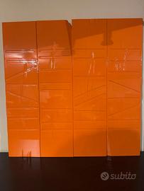 Quadro in legno scolpito laccato arancio