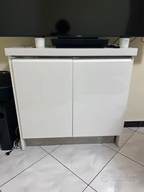 mobile tv / credenza bianca