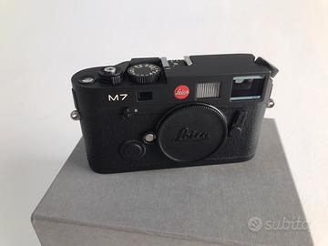 Leica m7 0,72 black chrome finish