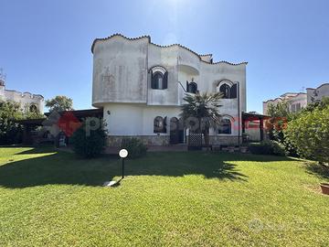 Villa bifamiliare Terracina [Cod. rif 3249342VRG]