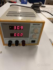 Alimentatore regolabile