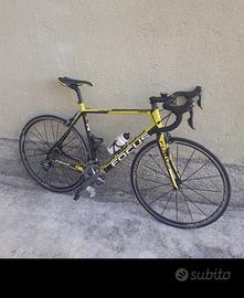 Bici corsa Focus Cayo Evo Ultegra