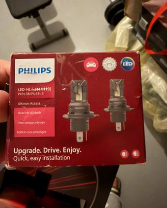 Lampadine LED Auto Philips Ultinon Access H4 / H19