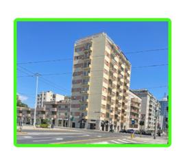 LOC. COMM. CAGLIARI Centro 2 ingressi e 5 vetrine