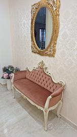 divanetto in velluto rosato 