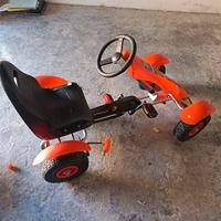 Go-kart a pedali, come nuovo.