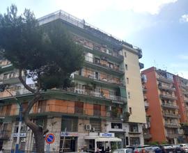 Monolocale con posto auto Viale dei Pini