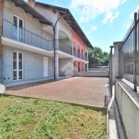 VILLA A SCHIERA A CIGLIANO