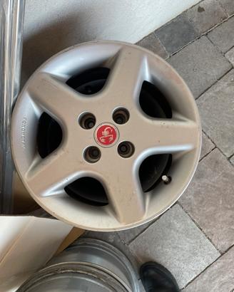 Cerchi lega Abarth originali con loghi