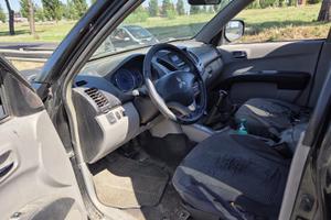 Mitsubishi L200 2.5 DI-D/136CV Double Cab