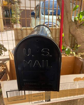 Cassetta della lettere Americana