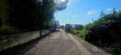 Garage con ingresso indipendente Aci Castello