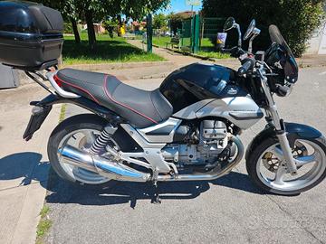 Moto Guzzi Breva 750