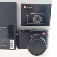 LEICA Q2