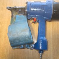 PISTOLA SPARACHIODI PNEUMATICA MARCA BRET X FALEG