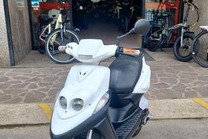 Yamaha BWS/Booster NG Bianco