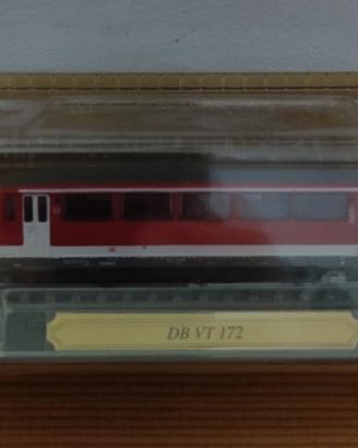 Modellino statico di un treno DB VT 172