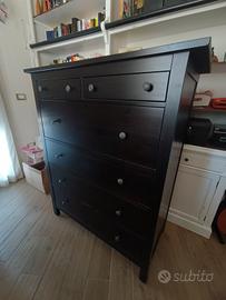 set cassettiera e coppia di comodini Ikea hemnes