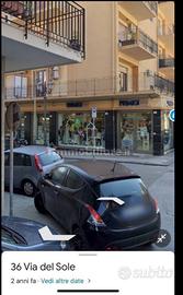 Locale commerciale - 2.100/mese