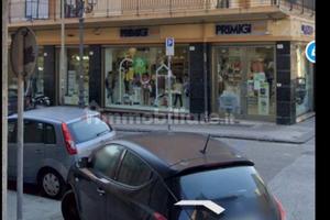 Locale commerciale - 2.100/mese