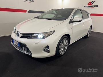 Toyota Auris 1.8 Hybrid Lounge