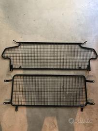 Rete auto cane in metallo