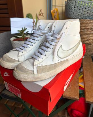 Nike Blazer Mid ’77