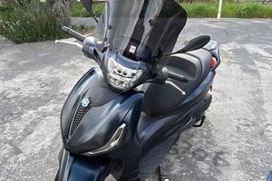BEVERLY S 300 2021