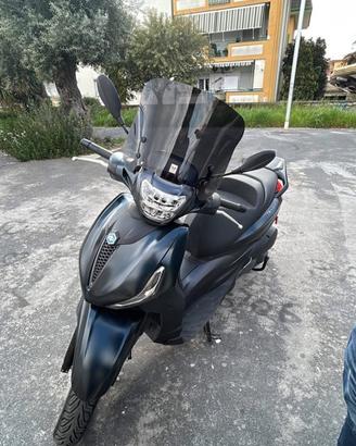 BEVERLY S 300 2021