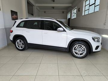 MERCEDES-BENZ GLB 200 d Automatic 4Matic Sport *
