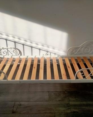 Letto ferro battuto Ikea bianco panna
