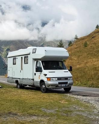 Camper monoscocca SUPERCAMPER su Iveco