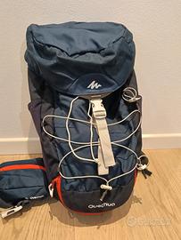 Zaino trekking Quechua 30 L nuovo 