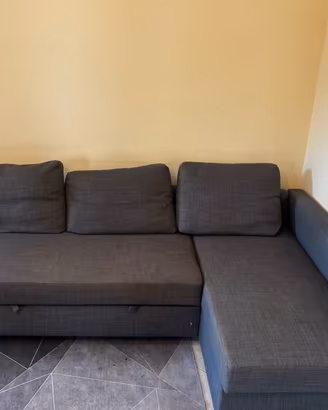 Divano letto angolare  contenitore Ikea