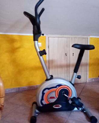 Cyclette con computerino digitale