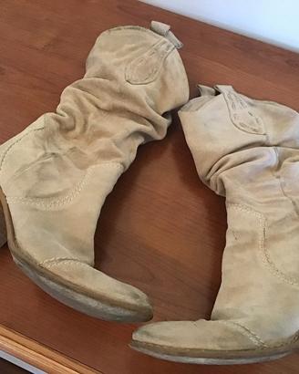 Stivale beige chiaro scamosciato n 36