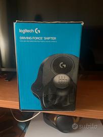 Volante logitec + cambio marce