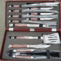 Valigetta attrezzi per barbecue