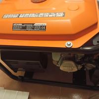 Generatore Trifase 6.5 kw benzina - 220v