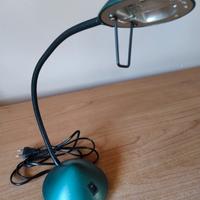 Lampada da scrivania flessibile colore verde acqua
