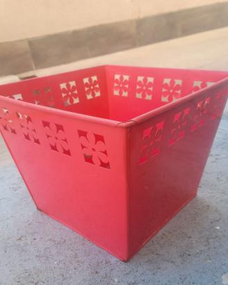 Vaso portafiori quadrato rosso