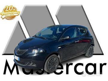 LANCIA Ypsilon 5p. Neopatentati 1.0 hybrid Gold