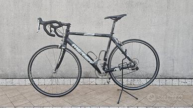 Bici da strada merida