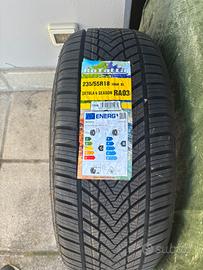 1 pneumatico nuovo di zecca