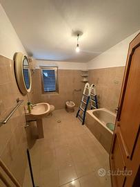 Appartamento semi ammobiliato