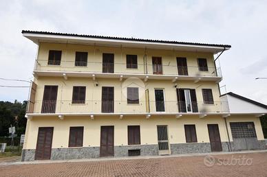 2 LOCALI A BANCHETTE