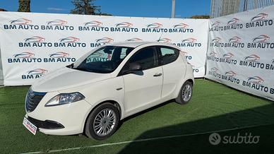 Lancia Ypsilon GPL 0.9 TwinAir 85 CV 5 porte Gold 