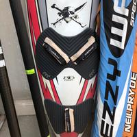 Tavole e vele da windsurf